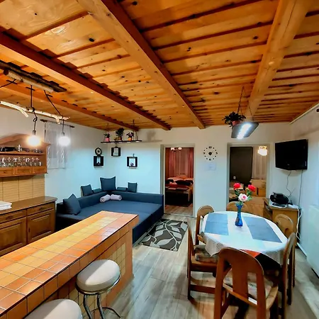 Kata * Sátoraljaújhely