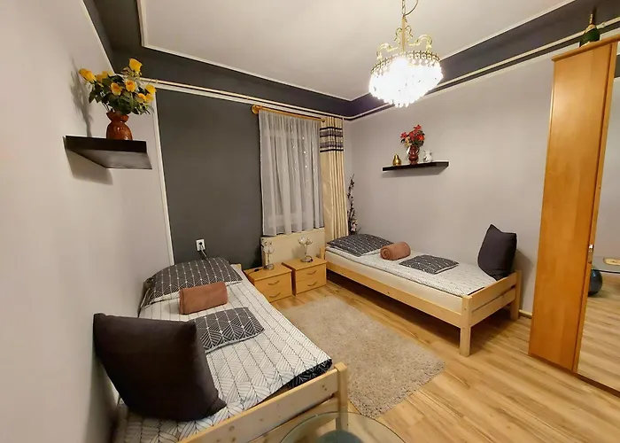 Kata Vendeghaz * Sátoraljaújhely