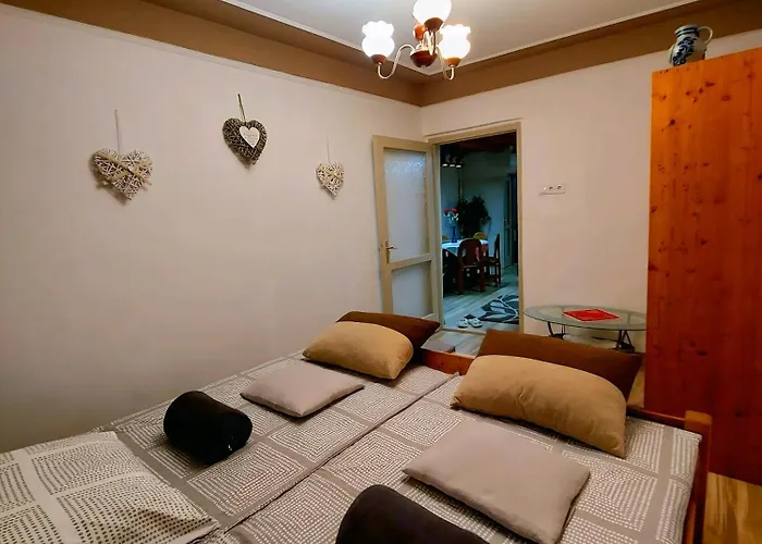 شقة Kata Vendeghaz Sátoraljaújhely