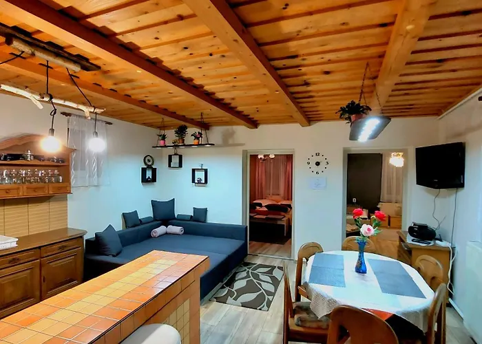 Kata Vendeghaz * Sátoraljaújhely